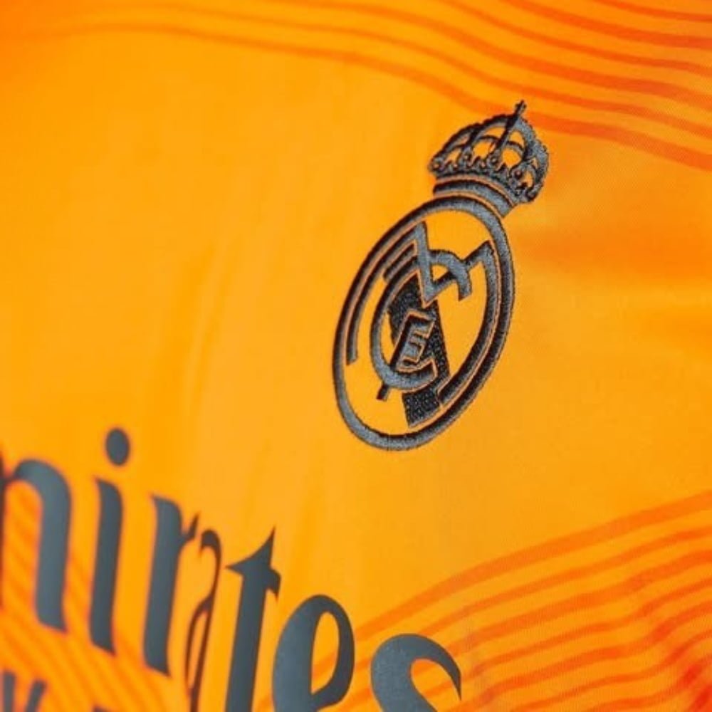 Real Madrid Bellingham #5 Third Jersey 2024/25 - Image 4