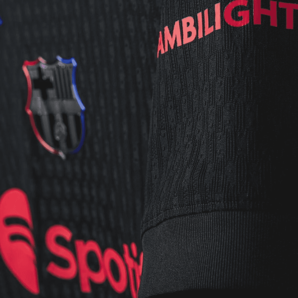 Barcelona Lamine Yamal #19 Third Jersey - Image 2